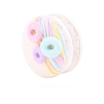 Cream Macaron 