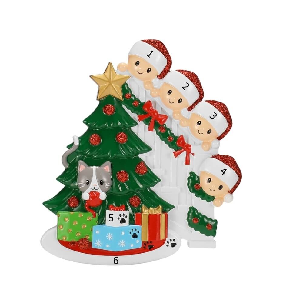 Cat in Christmas Tree Family / 4