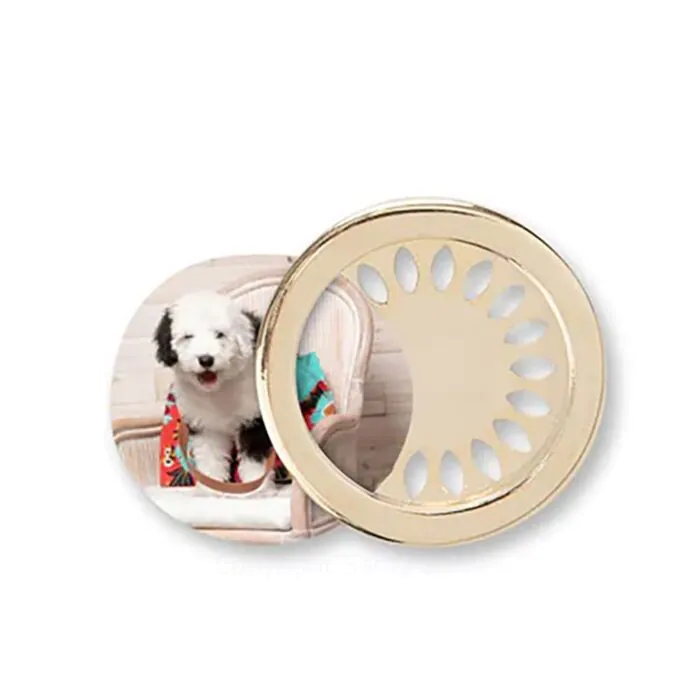 18kt Gold Plating Round Locket Photo Holder 